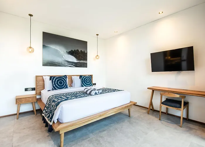New 5Br Villa Beach At 200M Canggu